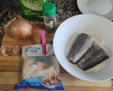 Foto del paso 1 de la receta: Merluza a la marinera