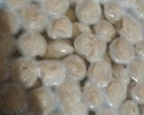 A picture of step 1 of Soya Chunks Pulao.