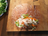 Rollito de primavera crudo