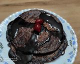 A picture of step 4 of Grilled Banana Chocolate Pan Cake.