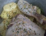 Foto del paso 4 de la receta: Pollo a la cacerola con papas y batatas 😋