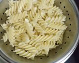 अल्फ्रेडो पास्ता (alfredo pasta recipe in Hindi) रेसिपी चरण 1 फोटो