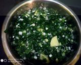A picture of step 3 of Green onions with potato.