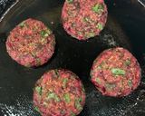 A picture of step 2 of Beetroot Spinach Quinoa cutlets.