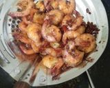 Foto langkah ke 5 dari resep Udang Goreng Sederhana.