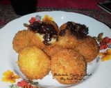 Foto langkah ke 7 dari resep Bola-bola Pisang Coklat Lumer.
