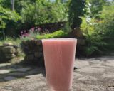 Φωτογραφία βήματος 2 της συνταγής Smoothie φράουλα - ανανά