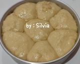 Foto langkah ke 6 dari resep Roti Sobek tanpa Mixer dan Oven.