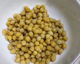 A picture of step 2 of Chickpea & Yogurt Salad.