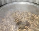 Foto langkah ke 3 dari resep Kacang kukus asin.