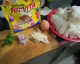 Foto langkah ke 1 dari resep **NASI GORENG SIMPLE**.