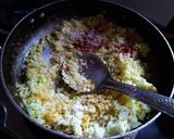 A picture of step 2 of Stuffed Kobi paratha.