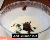 A picture of step 9 of Tasty 3 different falover kulfi.
