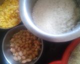 A picture of step 2 of Panch dal khichdi.