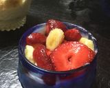 Foto del paso 7 de la receta: Postre de queso gouda y cremoso, banana y frutillas