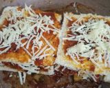A picture of step 6 of Bread lasagna with noodles.