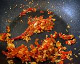 กะเพราหมูสามชั้นคั่ว วิธีทำสูตร 2 รูป