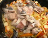 Foto del paso 6 de la receta: Merluza de 1er viernes de mes en Cuaresma