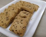 नमकीन मीठे जीरा कुकीज (Namkeen Meethe Jeera cookies recipe in Hindi) रेसिपी चरण 1 फोटो