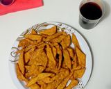 A picture of step 4 of Spicy crackers.