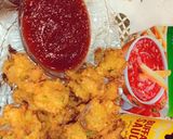 A picture of step 3 of Moong dal ke pakoray.
