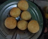 Foto langkah ke 4 dari resep Bola Bola Ketan Goreng Isi Cokelat (Gluten Free).