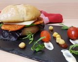 Foto del paso 4 de la receta Tortitas de tofu o salmón falso (burger)
