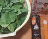 A picture of step 1 of Sautéed Spinach in Olive Oil.