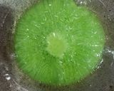 Foto langkah ke 3 dari resep Kue Cucur Pandan.