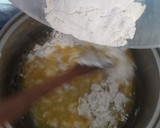 Foto langkah ke 1 dari resep Soes/Kue Sus isi Vla Vanilla.