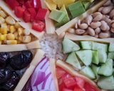 Foto del paso 3 de la receta: Ensalada con vegetales de estación tipo Poke bowl