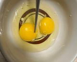 A picture of step 1 of Simple Air-Fried Yogurt Chocolate Basque Cake.