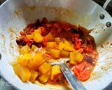 টম্যাটো খেজুর আমসত্ত্ব চাটনি(tomato khejur chutney recipe in Bengali) রেসিপি ধাপ - 3 ছবি