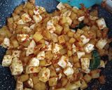 Foto langkah ke 4 dari resep Sambal Goreng Kentang.