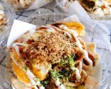 รูปขั้นตอนการทำที่ 7 ของ Hiroshima Okonomiyaki (พิซซ่าญี่ปุ่น ใส่เส้นและไข่)