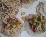 A picture of step 3 of Idli pizza.