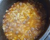 Foto del paso 5 de la receta: Guiso de fideos tirabuzón con carne de vaca