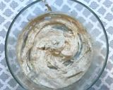 A picture of step 3 of 5 mins Besan cookies.