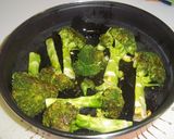 Foto del paso 3 de la receta Brócoli asado al limón