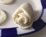 A picture of step 7 of Bread cake with Oreo frosting.