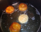 Foto del paso 8 de la receta: Bombas rellenas glaseadas en MC
