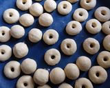 Foto langkah ke 7 dari resep Donat kentang.