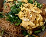 Foto langkah ke 4 dari resep Bihun Goreng Sambal Kacang (Betawi).