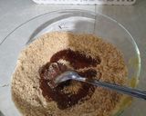 صورة لخطوة 2 من وصفة سويس رول ببقايا الكيك