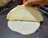 A picture of step 3 of Spring roll wrapper.