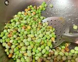 A picture of step 1 of Nuchin unde steamed lentil dumplings.