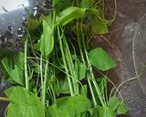 Hình bước làm 1 của món Rau bò khai xào bánh đa nắm Quỳnh Côi