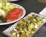 Foto del paso 3 de la receta: Ensalada de aguacate y feta