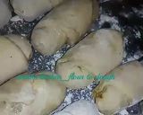 A picture of step 6 of Potato Rolls.