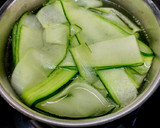 Foto del paso 2 de la receta: Rodaballo con salsa de manzana al cava